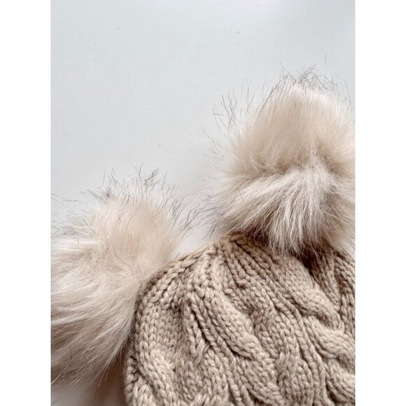 BABY GAP Beige Acrylic Cable Knit Pom Pom Beanie Toque Hat, Toddler Size M/L - Picture 5 of 9